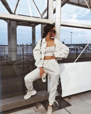 3 BeSelf на Петровском парке