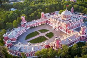 Петровский путевой дворец на Динамо