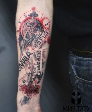 15 Black fly на Площади Революции