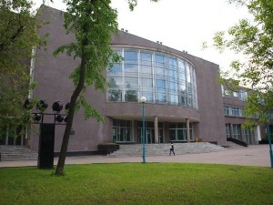 7 Культурный центр ЗИЛ на Автозаводской